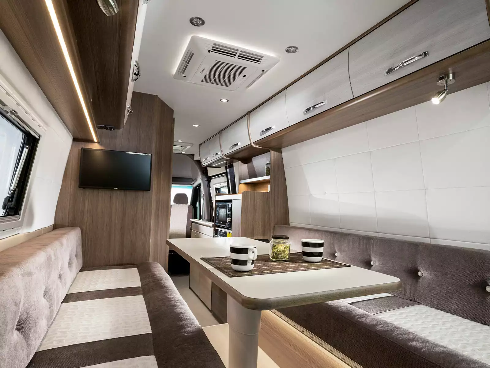 Bravia camper van outlet